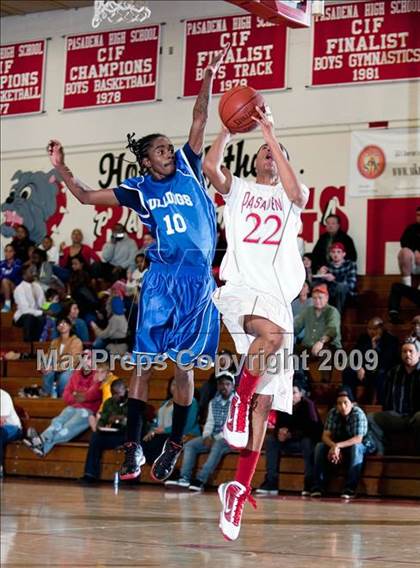 Thumbnail 1 in Jordan vs. Pasadena (Rose City Round Ball Classic) photogallery.