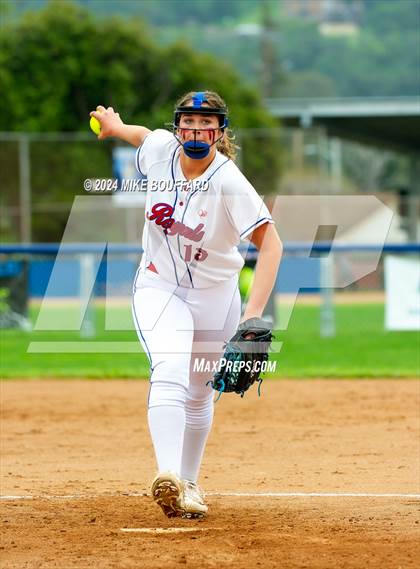 Thumbnail 1 in Rio Mesa @ San Marcos photogallery.