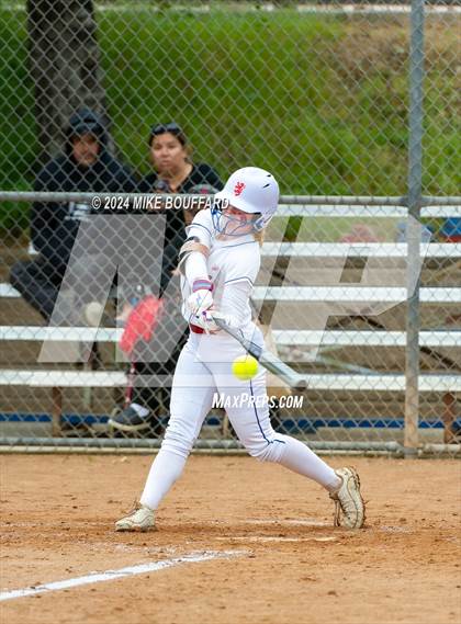 Thumbnail 1 in Rio Mesa @ San Marcos photogallery.