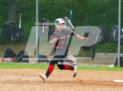 Thumbnail 1 in Rio Mesa @ San Marcos photogallery.
