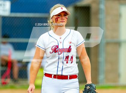 Thumbnail 2 in Rio Mesa @ San Marcos photogallery.