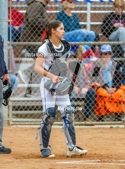 Thumbnail 3 in Rio Mesa @ San Marcos photogallery.