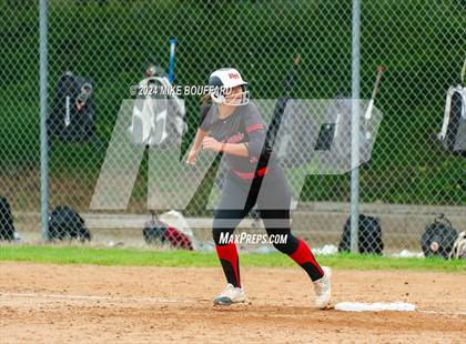 Thumbnail 3 in Rio Mesa @ San Marcos photogallery.
