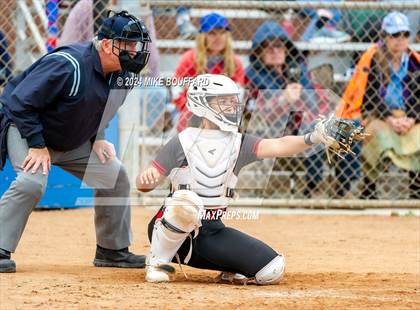 Thumbnail 2 in Rio Mesa @ San Marcos photogallery.