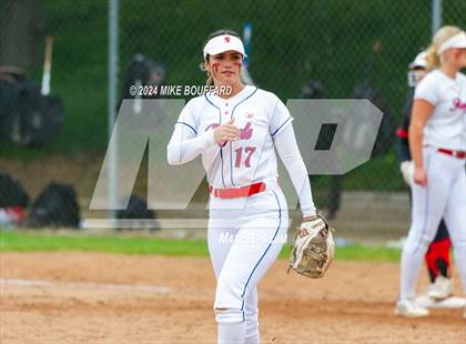 Thumbnail 1 in Rio Mesa @ San Marcos photogallery.
