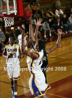 Thumbnail 2 in Gahr vs. Franklin (MaxPreps Holiday Classic) photogallery.