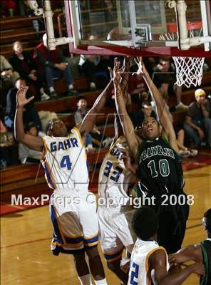 Thumbnail 2 in Gahr vs. Franklin (MaxPreps Holiday Classic) photogallery.