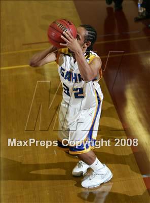 Thumbnail 1 in Gahr vs. Franklin (MaxPreps Holiday Classic) photogallery.