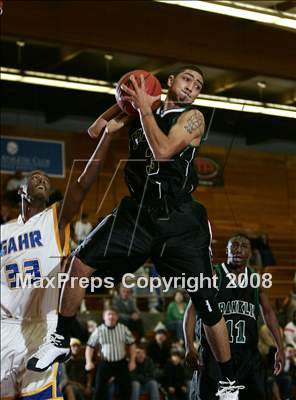 Thumbnail 3 in Gahr vs. Franklin (MaxPreps Holiday Classic) photogallery.