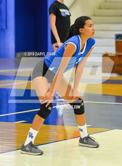 Thumbnail 3 in Mayfield @ San Marino photogallery.