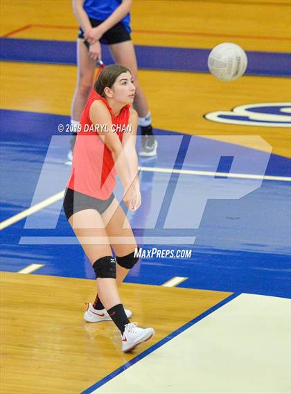 Thumbnail 3 in Mayfield @ San Marino photogallery.