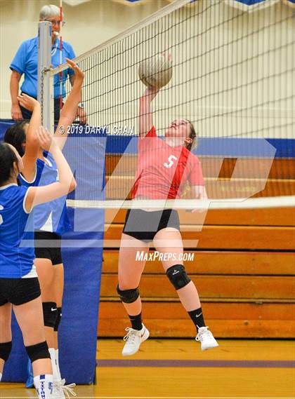 Thumbnail 3 in Mayfield @ San Marino photogallery.