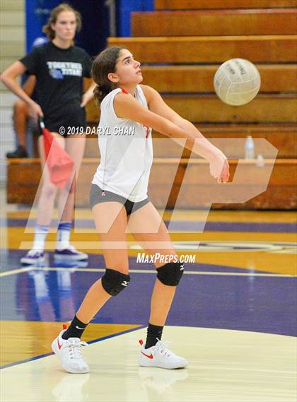 Thumbnail 2 in Mayfield @ San Marino photogallery.