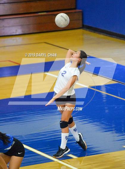 Thumbnail 2 in Mayfield @ San Marino photogallery.