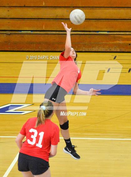 Thumbnail 3 in Mayfield @ San Marino photogallery.