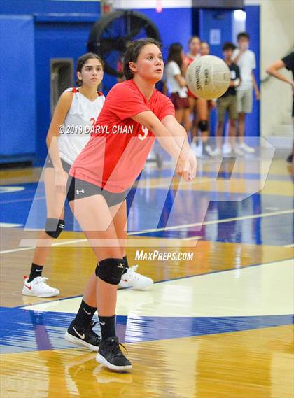 Thumbnail 2 in Mayfield @ San Marino photogallery.