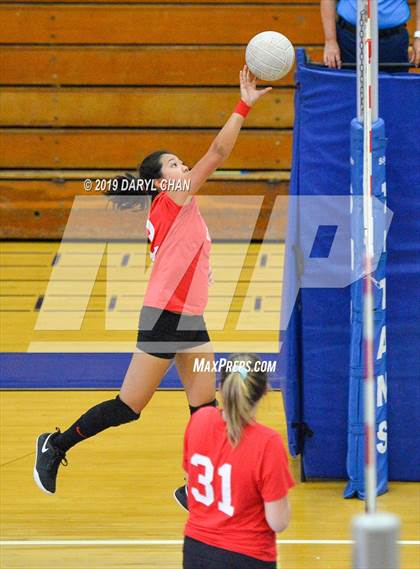 Thumbnail 2 in Mayfield @ San Marino photogallery.