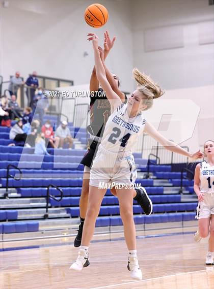 Thumbnail 2 in Lassiter @ Pope photogallery.