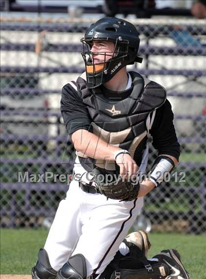 Thumbnail 2 in Claremont vs. West Covina photogallery.