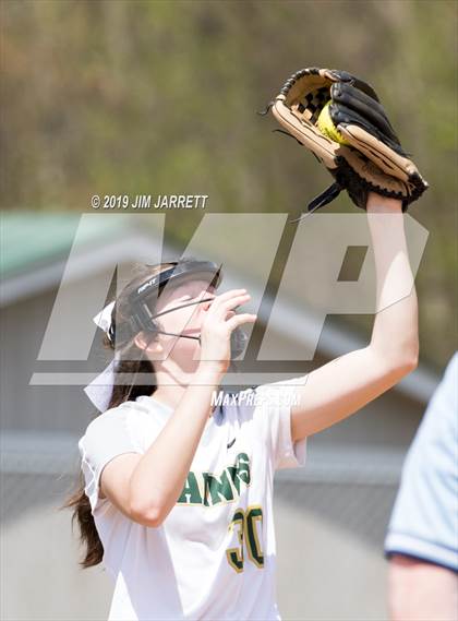 Thumbnail 3 in DeSoto Central vs Briarcrest (Morris Hunter Invitational) photogallery.