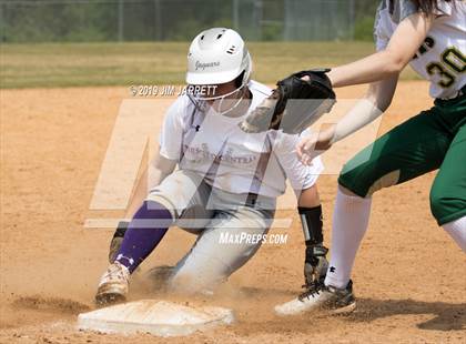 Thumbnail 2 in DeSoto Central vs Briarcrest (Morris Hunter Invitational) photogallery.