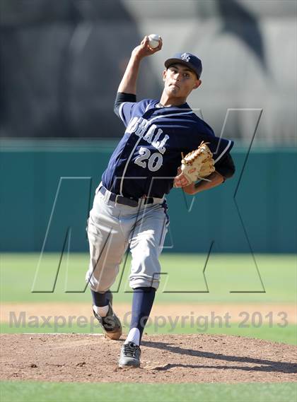 Thumbnail 2 in Cleveland vs. Marshall (CIF City D1 Semi-Final) photogallery.