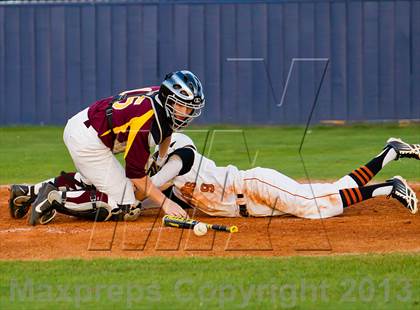 Thumbnail 3 in Deer Park vs Dobie (UIL 5A Region 3 Bi-District Playoff) photogallery.