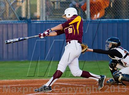 Thumbnail 3 in Deer Park vs Dobie (UIL 5A Region 3 Bi-District Playoff) photogallery.