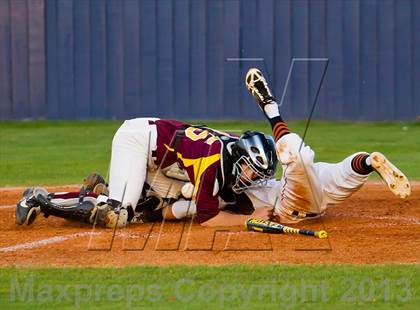 Thumbnail 3 in Deer Park vs Dobie (UIL 5A Region 3 Bi-District Playoff) photogallery.