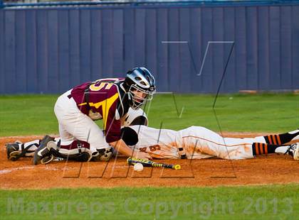 Thumbnail 2 in Deer Park vs Dobie (UIL 5A Region 3 Bi-District Playoff) photogallery.