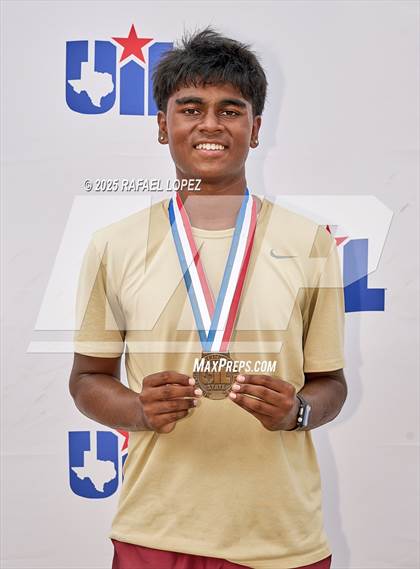Thumbnail 3 in UIL Tennis Boys 5A & 6A Finals (Awards) photogallery.