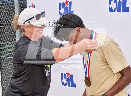 Thumbnail 3 in UIL Tennis Boys 5A & 6A Finals (Awards) photogallery.