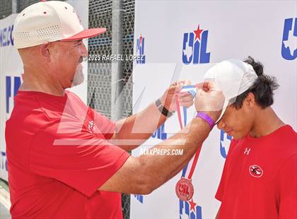 Thumbnail 3 in UIL Tennis Boys 5A & 6A Finals (Awards) photogallery.