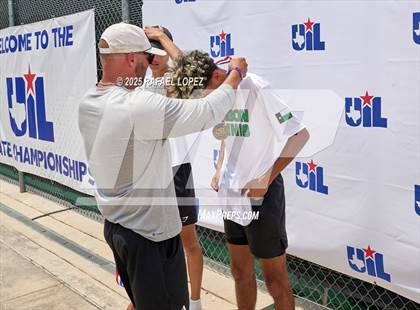 Thumbnail 2 in UIL Tennis Boys 5A & 6A Finals (Awards) photogallery.