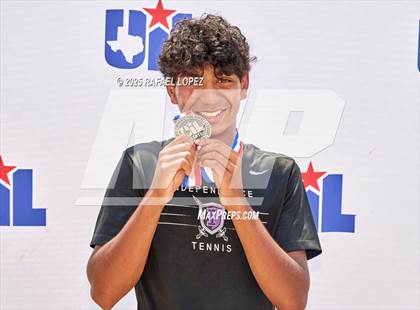 Thumbnail 2 in UIL Tennis Boys 5A & 6A Finals (Awards) photogallery.