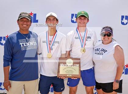 Thumbnail 3 in UIL Tennis Boys 5A & 6A Finals (Awards) photogallery.