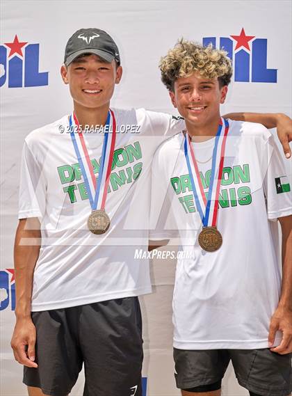 Thumbnail 1 in UIL Tennis Boys 5A & 6A Finals (Awards) photogallery.