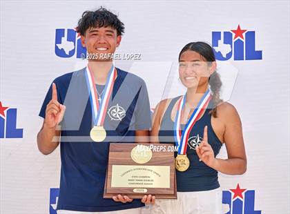 Thumbnail 3 in UIL Tennis Boys 5A & 6A Finals (Awards) photogallery.