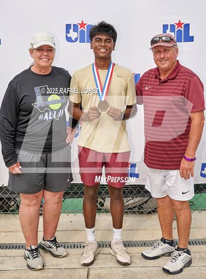 Thumbnail 2 in UIL Tennis Boys 5A & 6A Finals (Awards) photogallery.