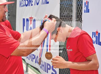 Thumbnail 2 in UIL Tennis Boys 5A & 6A Finals (Awards) photogallery.