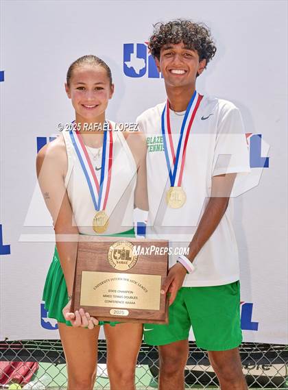 Thumbnail 3 in UIL Tennis Boys 5A & 6A Finals (Awards) photogallery.