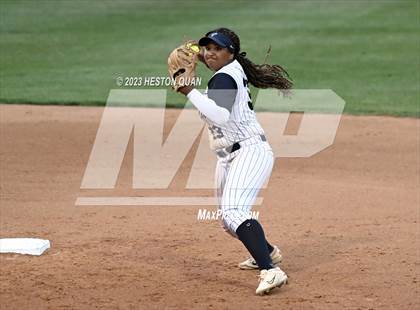 Thumbnail 2 in Pacifica vs. Norco (CIF-SS D1 Final) photogallery.
