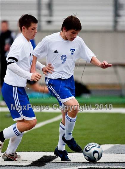 Thumbnail 2 in Taylor vs Clear Springs (Pearland ISD Soccer Shootout) photogallery.