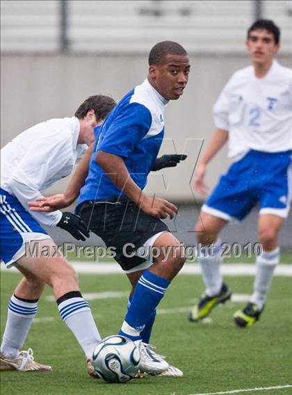 Thumbnail 1 in Taylor vs Clear Springs (Pearland ISD Soccer Shootout) photogallery.