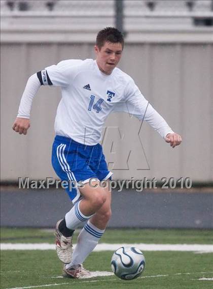 Thumbnail 2 in Taylor vs Clear Springs (Pearland ISD Soccer Shootout) photogallery.