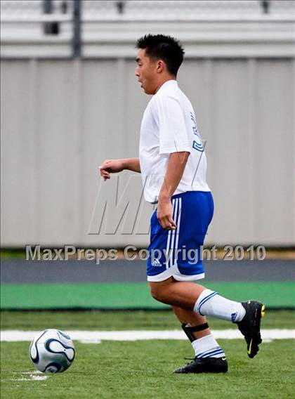 Thumbnail 2 in Taylor vs Clear Springs (Pearland ISD Soccer Shootout) photogallery.