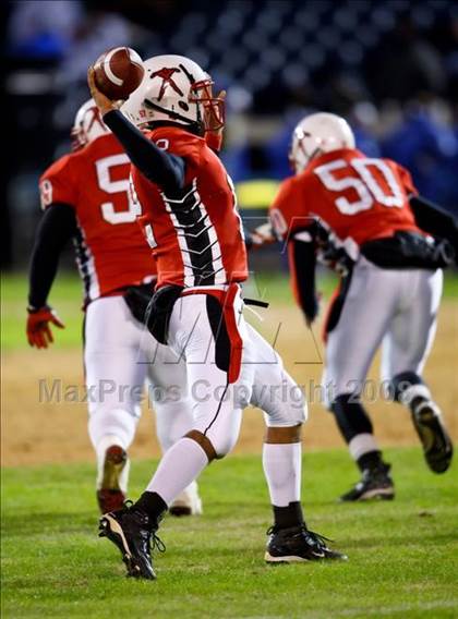 Thumbnail 3 in Lake Taylor vs. Phoebus (D5 Eastern Region Final) photogallery.