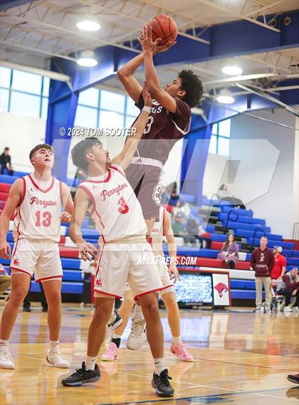 Thumbnail 3 in Perryton vs. Midland Legacy (Raising Cane's Key City Classic) photogallery.