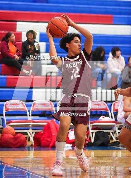 Thumbnail 2 in Perryton vs. Midland Legacy (Raising Cane's Key City Classic) photogallery.