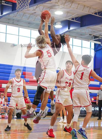 Thumbnail 3 in Perryton vs. Midland Legacy (Raising Cane's Key City Classic) photogallery.